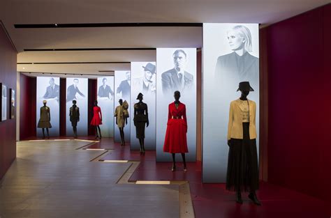 exposition de dior paris|dior gallery tickets paris.